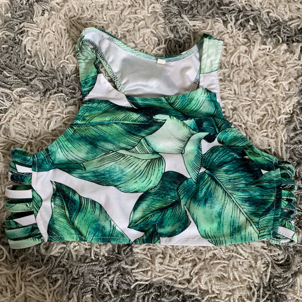 Zaful Banana Leaf Bikini Top